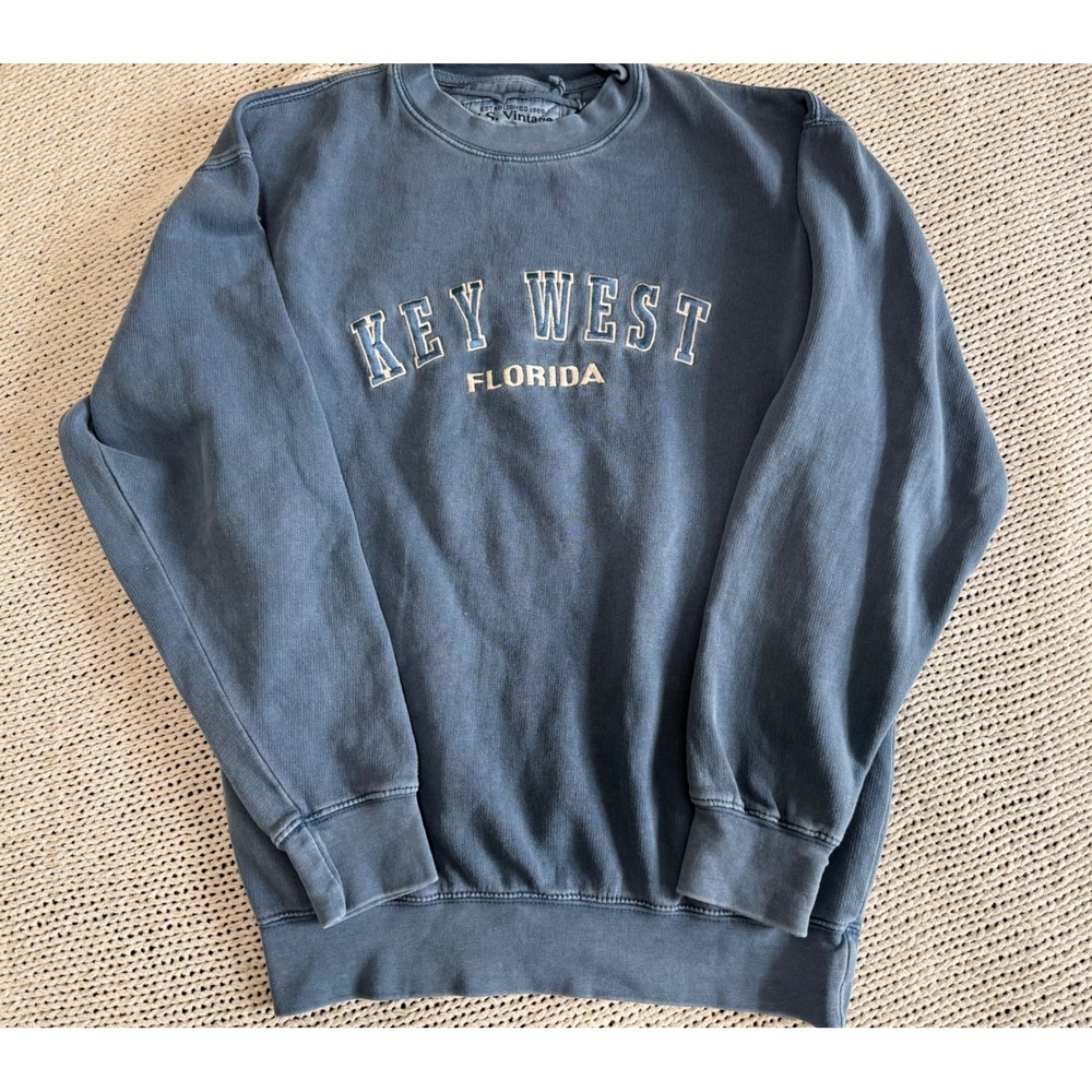 US Vintage Key West Florida Sweatshirt Blue Faded Embroidered Crewneck Small